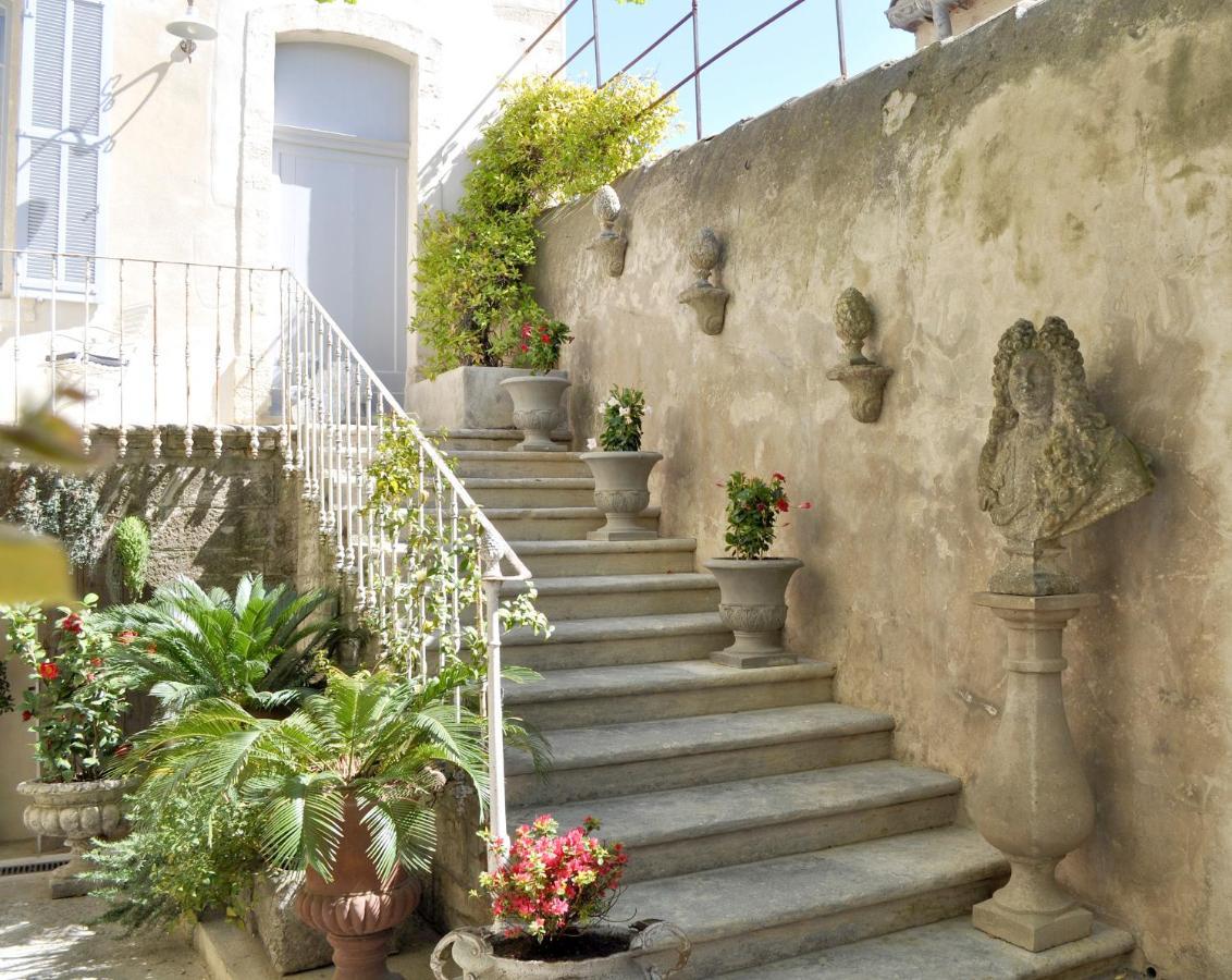 Le Petit Chateau Chateauneuf-de-Gadagne Ngoại thất bức ảnh