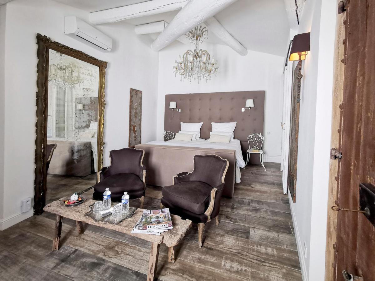 Le Petit Chateau Chateauneuf-de-Gadagne Ngoại thất bức ảnh