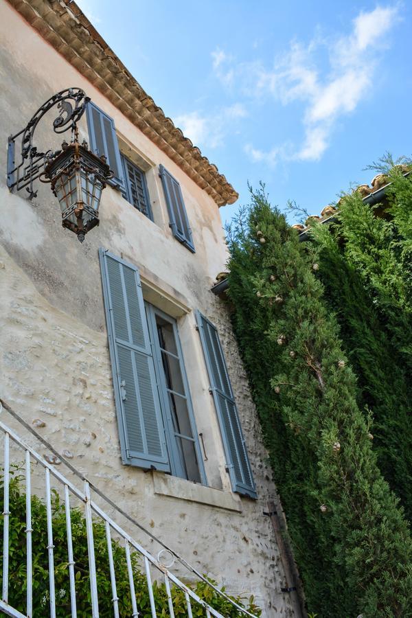 Le Petit Chateau Chateauneuf-de-Gadagne Ngoại thất bức ảnh